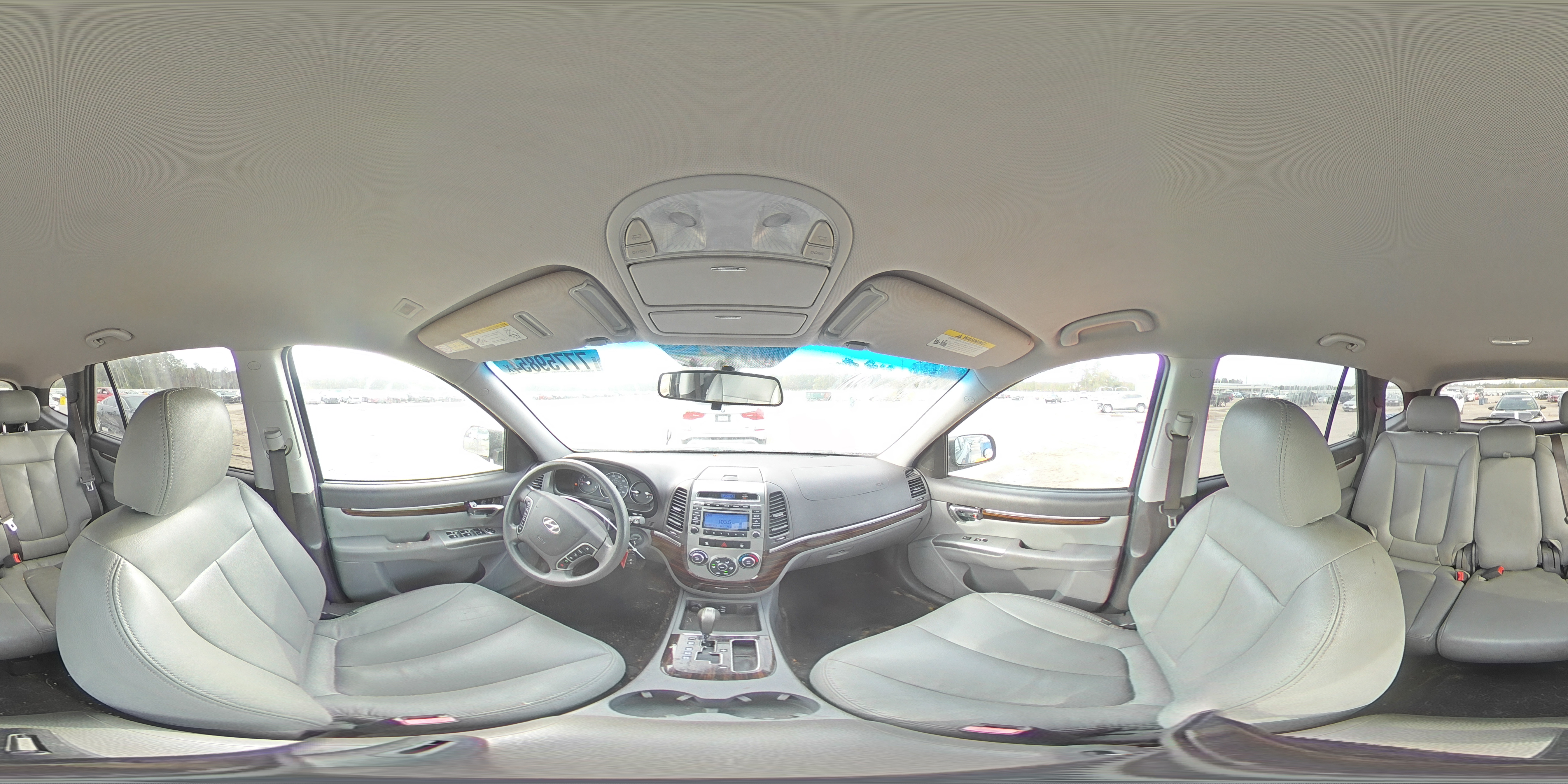 2011 Hyundai Santa Fe - Image 13