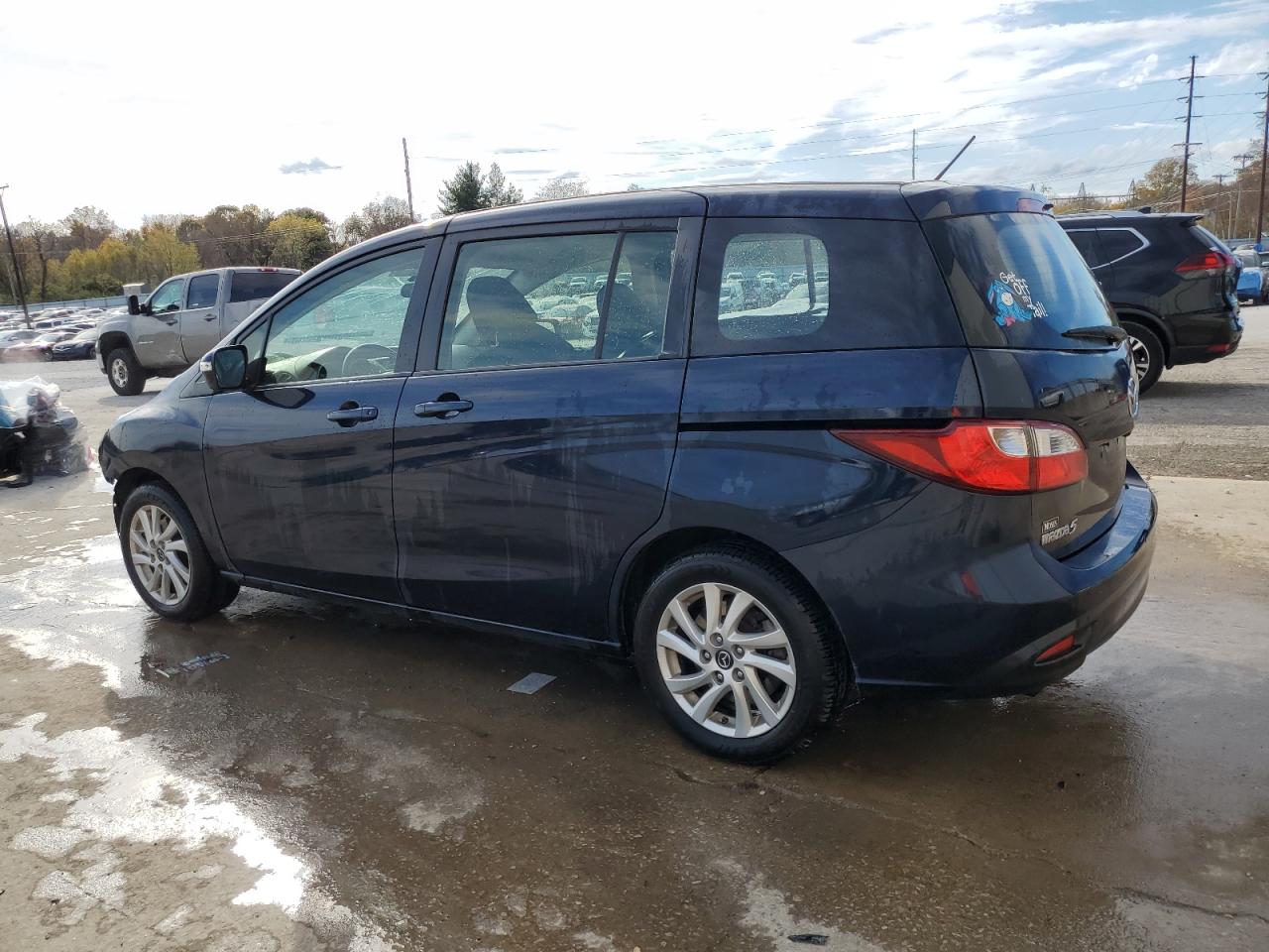 2015 Mazda 5 - Image 2