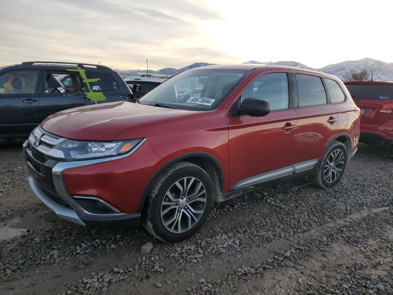 VIN JA4AD2A38JZ035647 2018 MITSUBISHI OUTLANDER no.1