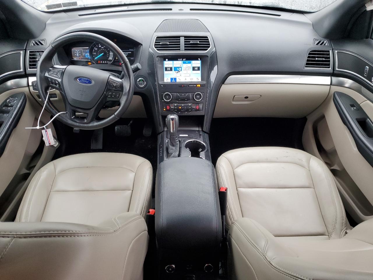 2019 Ford Explorer - Image 8
