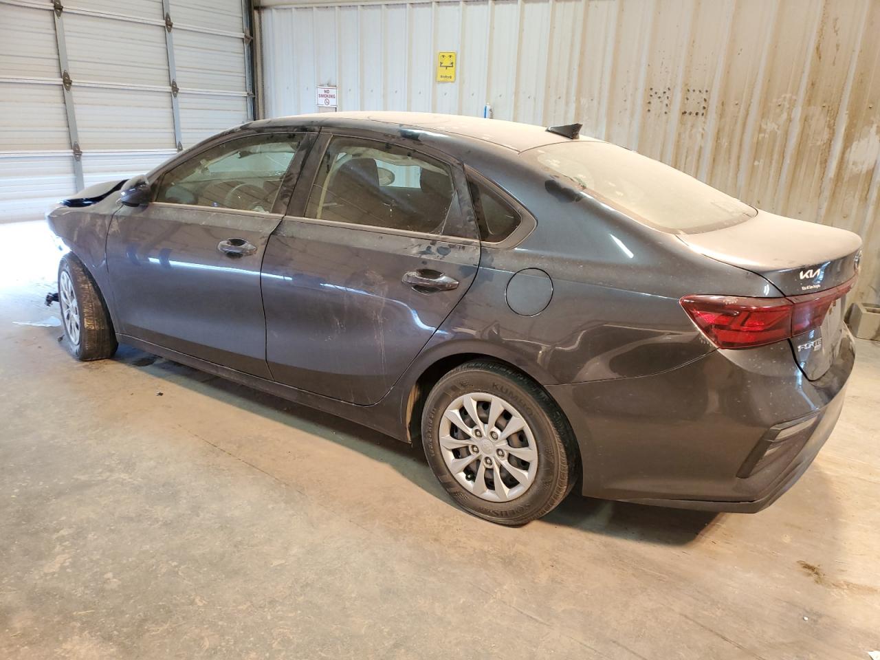 2019 Kia Forte - Image 2