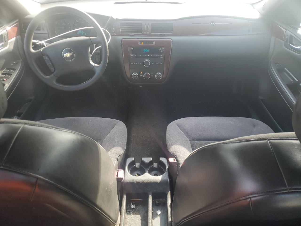 2006 Chevrolet Impala - Image 8