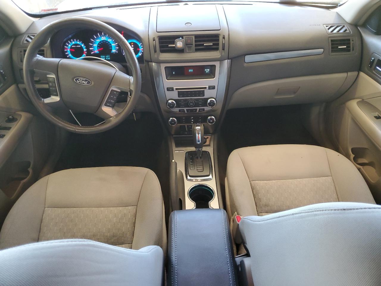 2010 Ford Fusion - Image 8