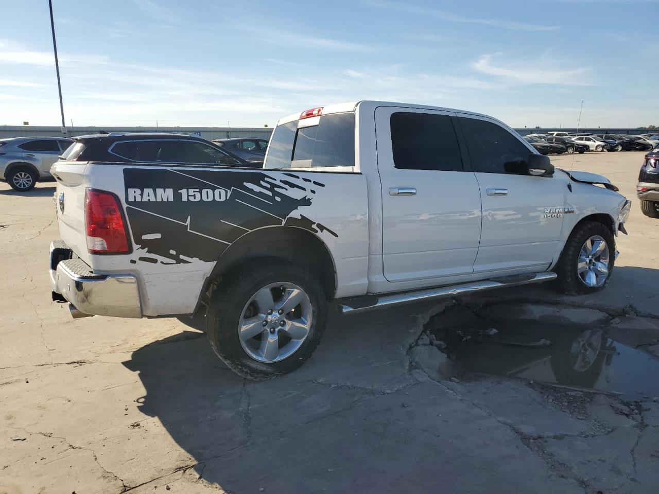 VIN 3C6RR6LT3GG355876 2016 RAM 1500 no.3