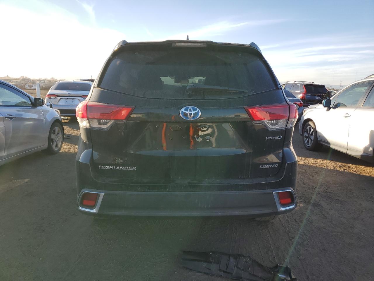 VIN 5TDDGRFH8KS055505 2019 TOYOTA HIGHLANDER no.6