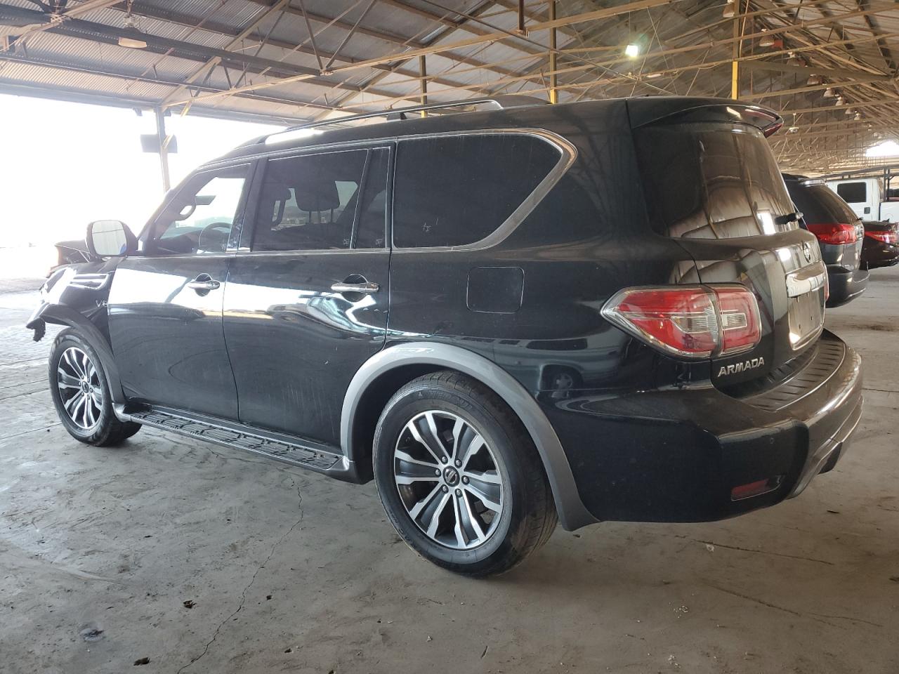 2020 Nissan Armada - Image 2