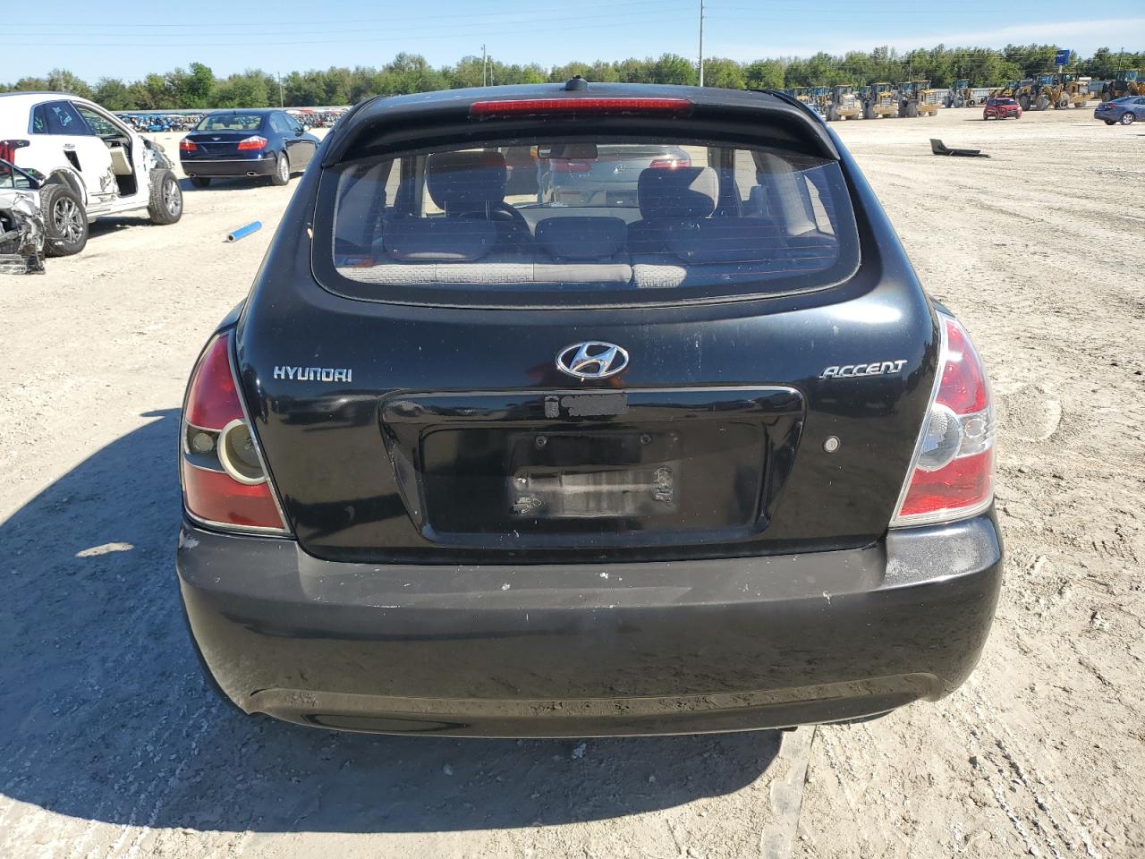 2008 Hyundai Accent Gs VIN: KMHCM36C28U104039 Lot: 81959594