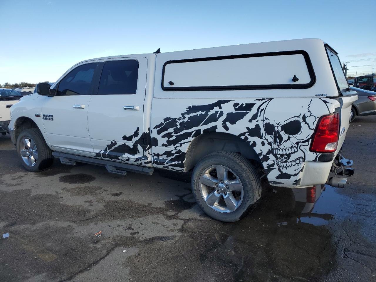 2017 RAM 1500 - Image 2