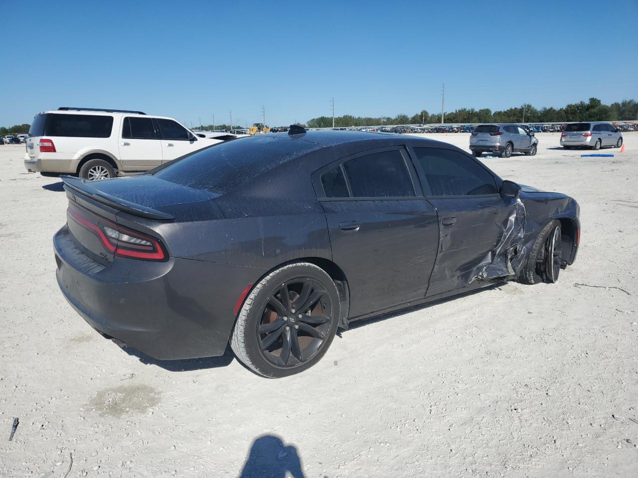 VIN 2C3CDXCT8GH216155 2016 DODGE CHARGER no.3