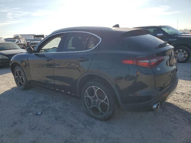  ALFA ROMEO STELVIO 2018 Чорний