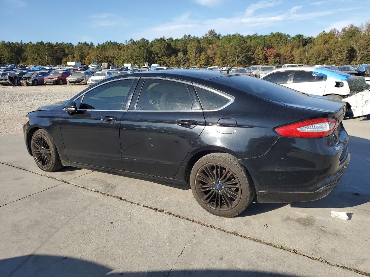 2016 Ford Fusion - Image 2