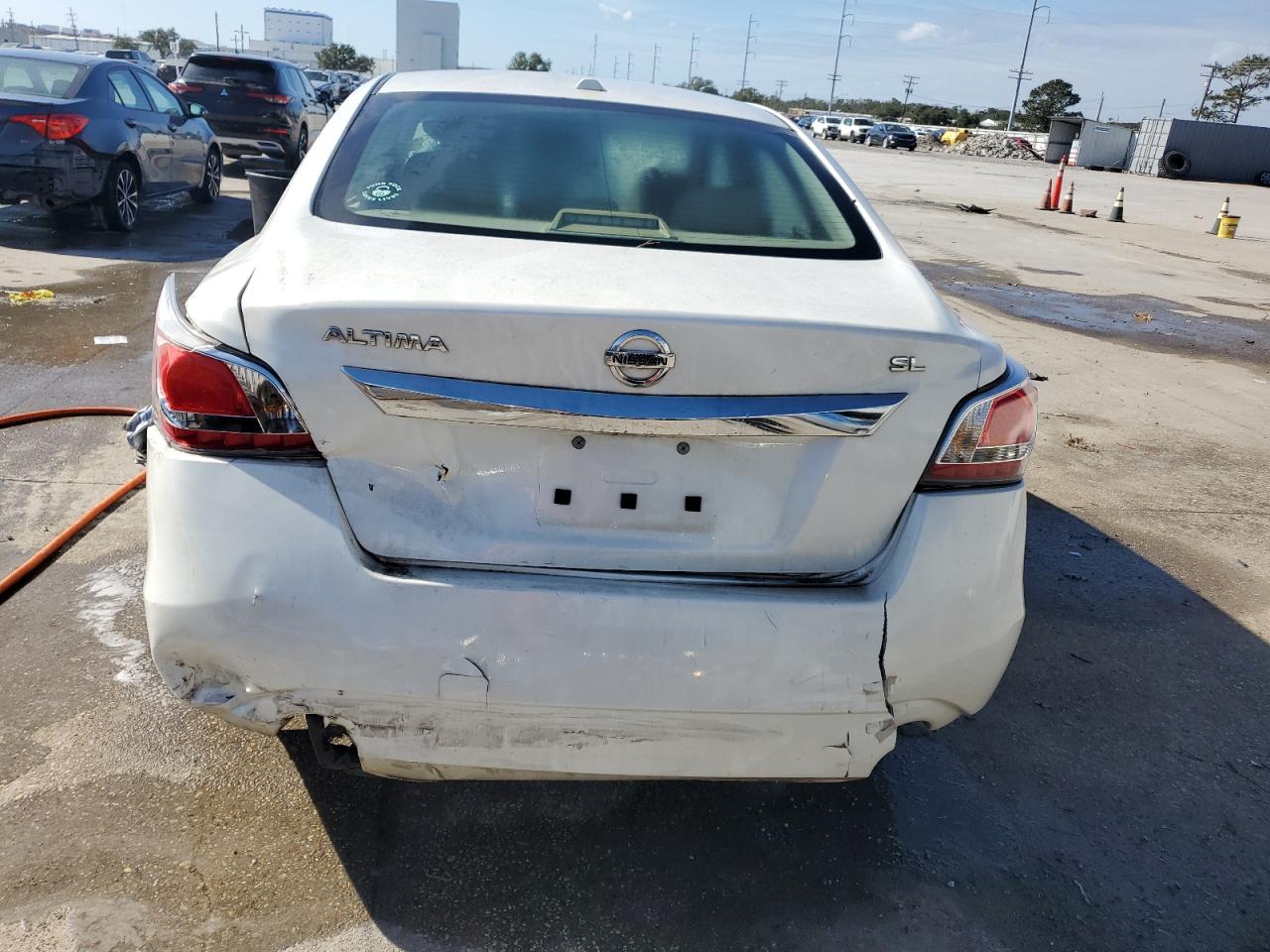 2015 Nissan Altima - Image 6