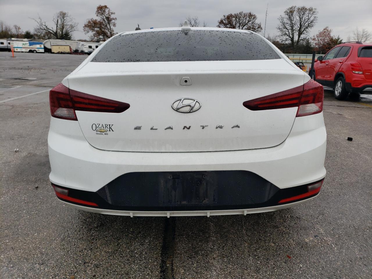 2019 Hyundai Elantra - Image 6