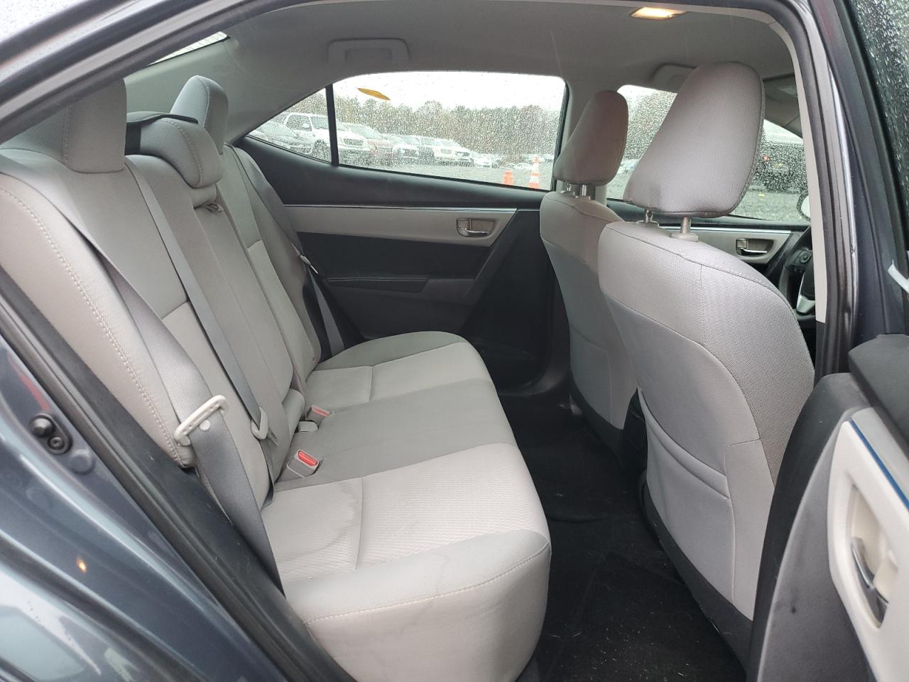 2015 Toyota Corolla - Image 10
