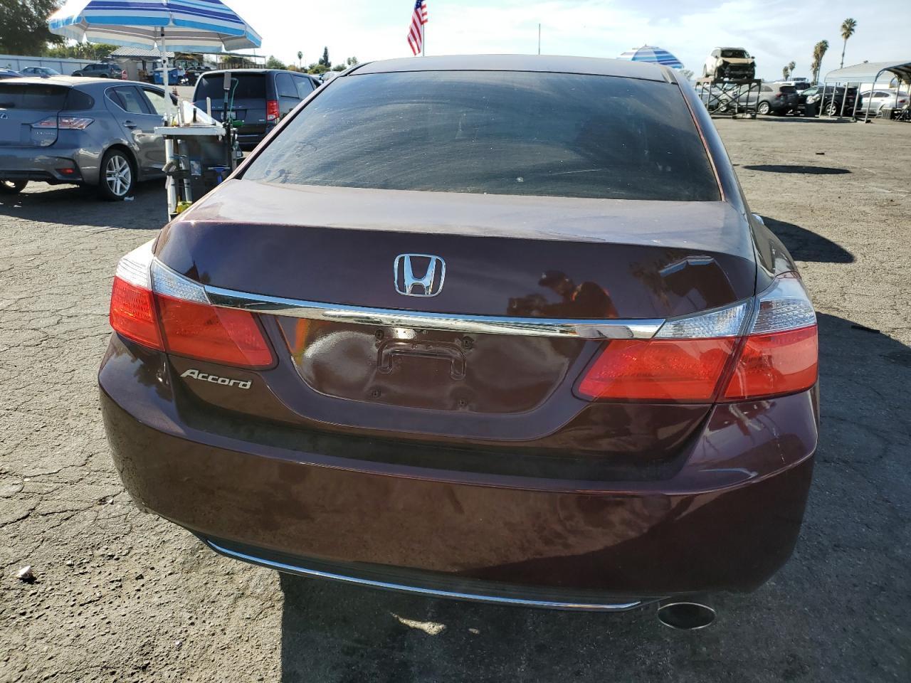 VIN 1HGCR2F37DA139074 2013 HONDA ACCORD no.6