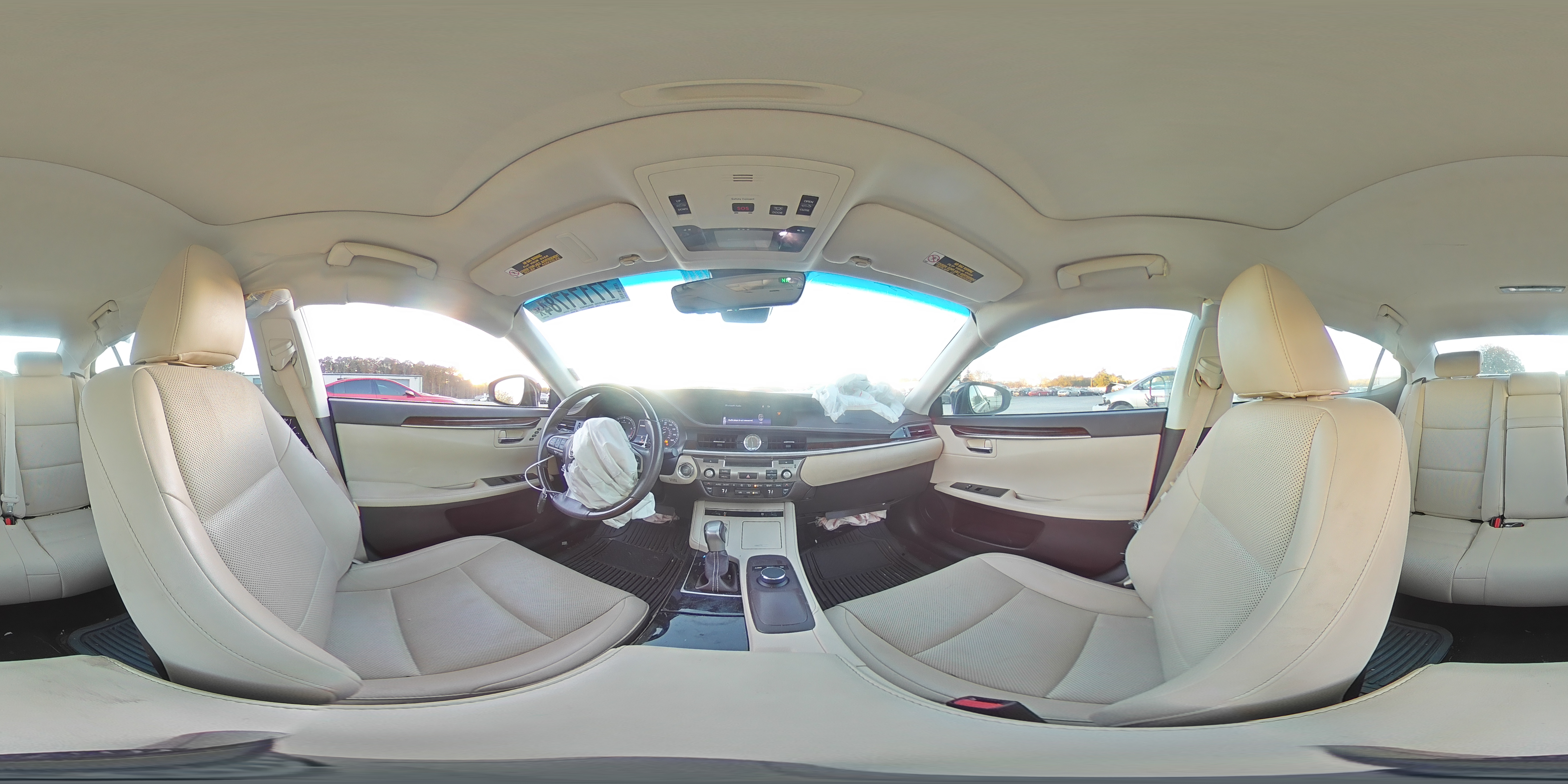 2017 Lexus ES - Image 13