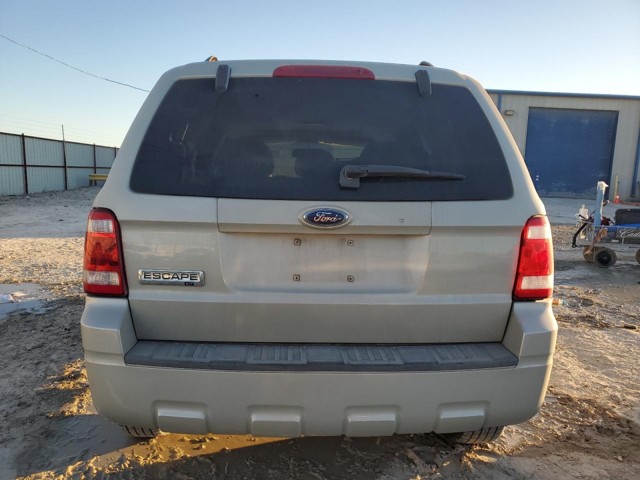 2008 Ford Escape - Image 6
