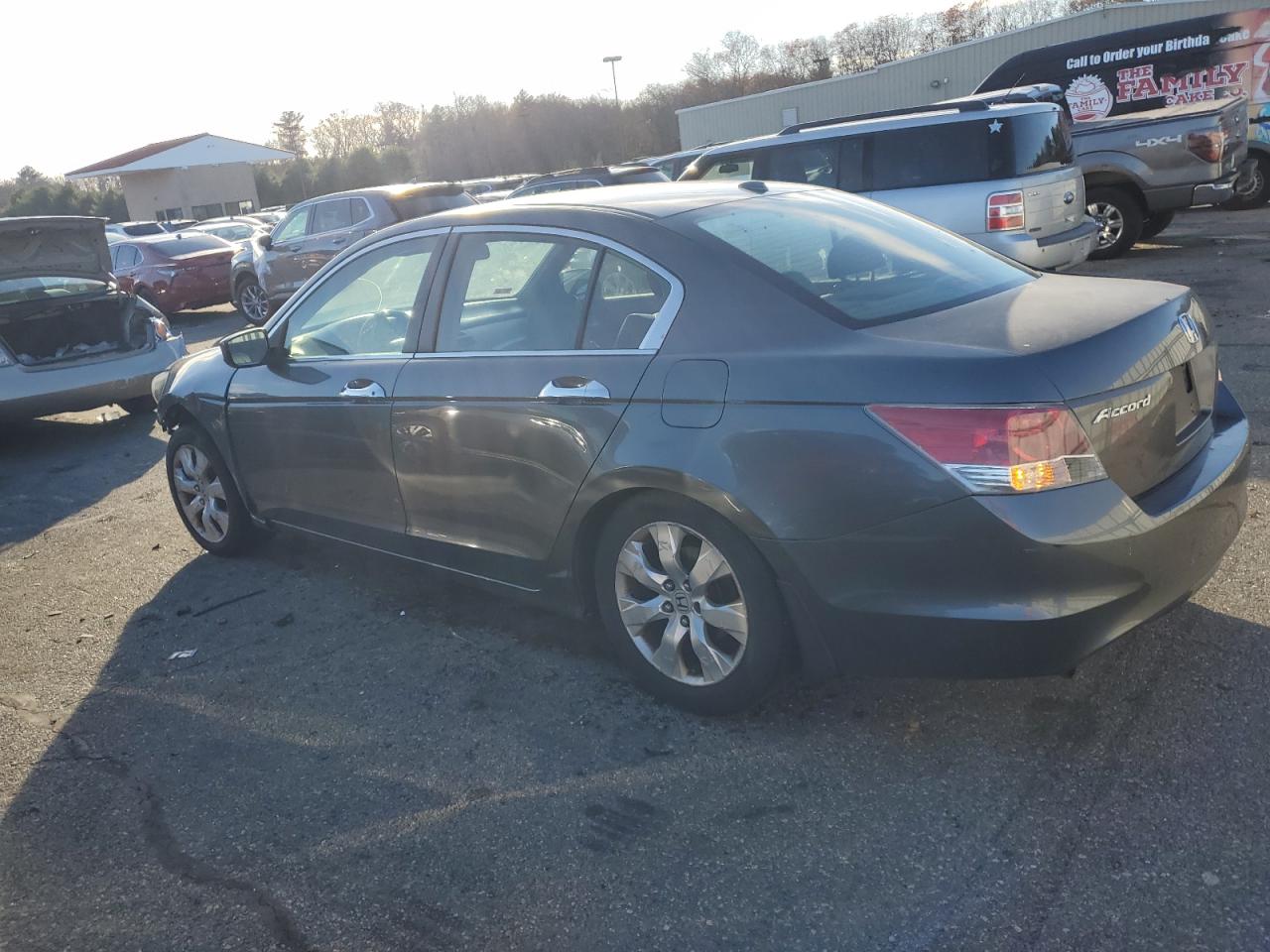 2009 Honda Accord - Image 2