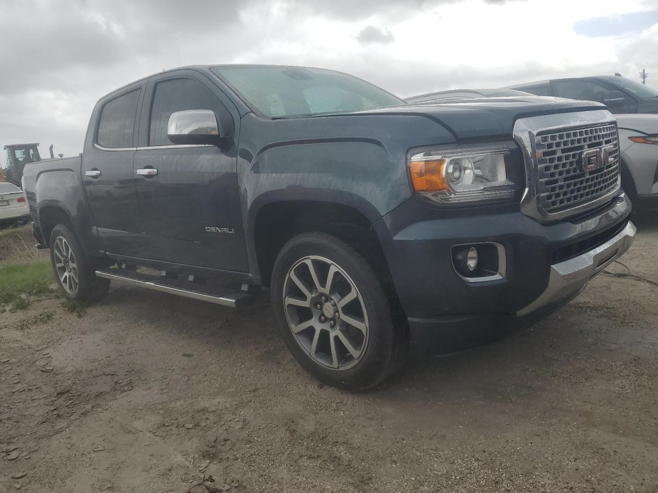 2020 GMC Canyon - Image 4