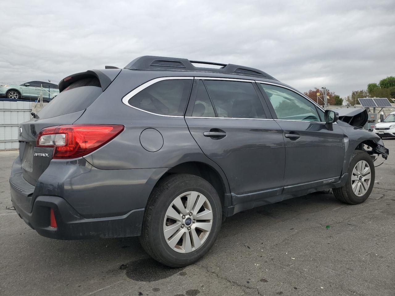 2018 Subaru Outback - Image 3