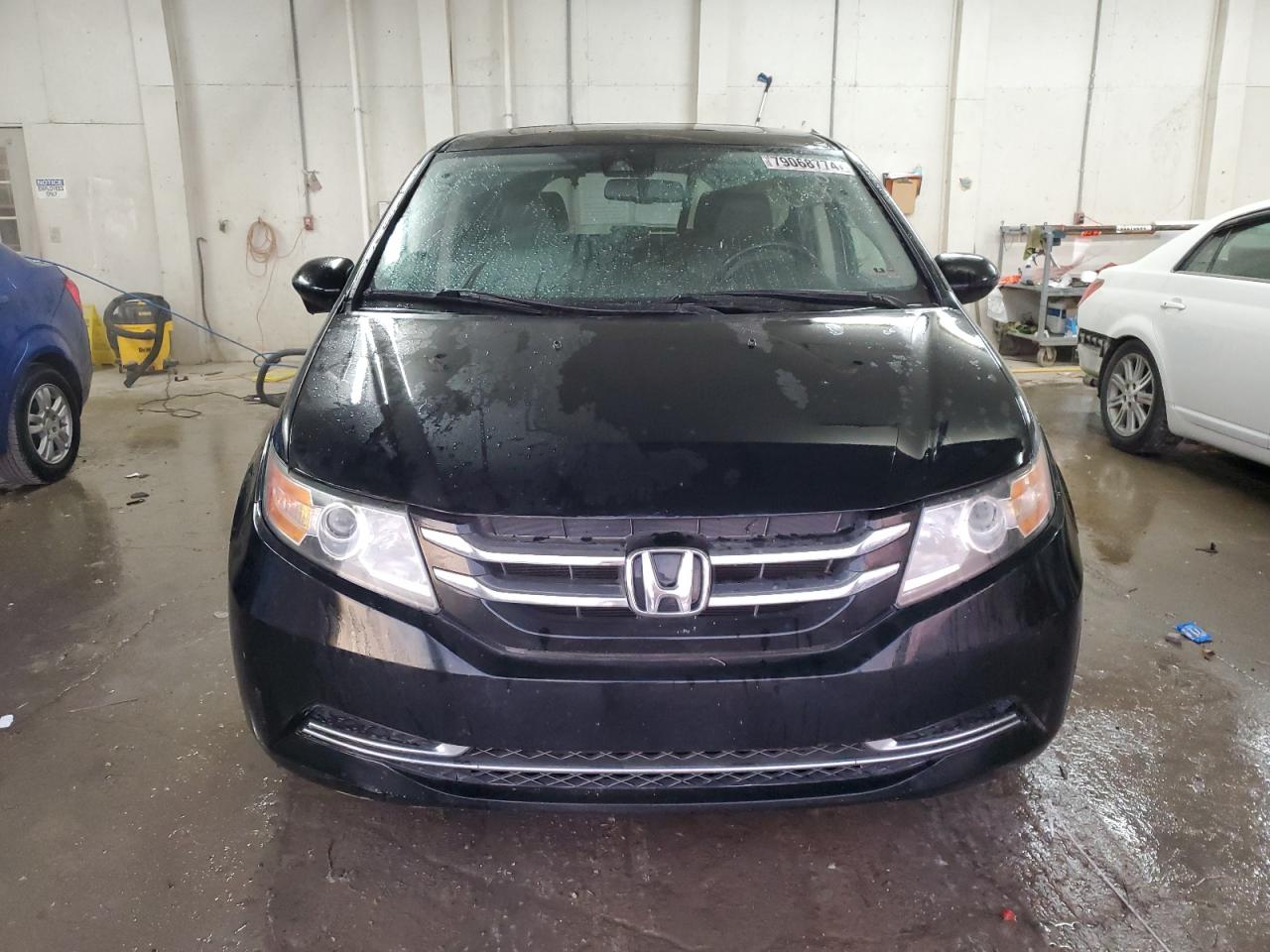 2015 Honda Odyssey - Image 5