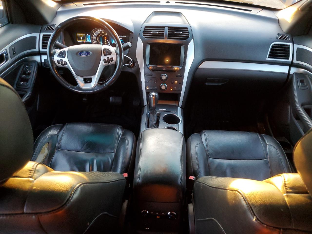2012 Ford Explorer - Image 8