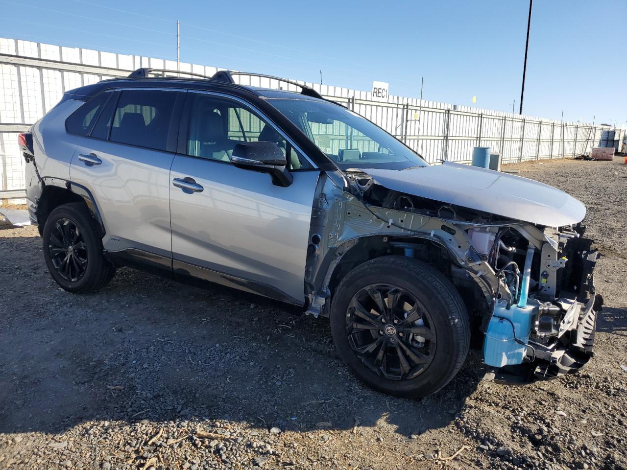 2022 Toyota RAV 4 - Image 4