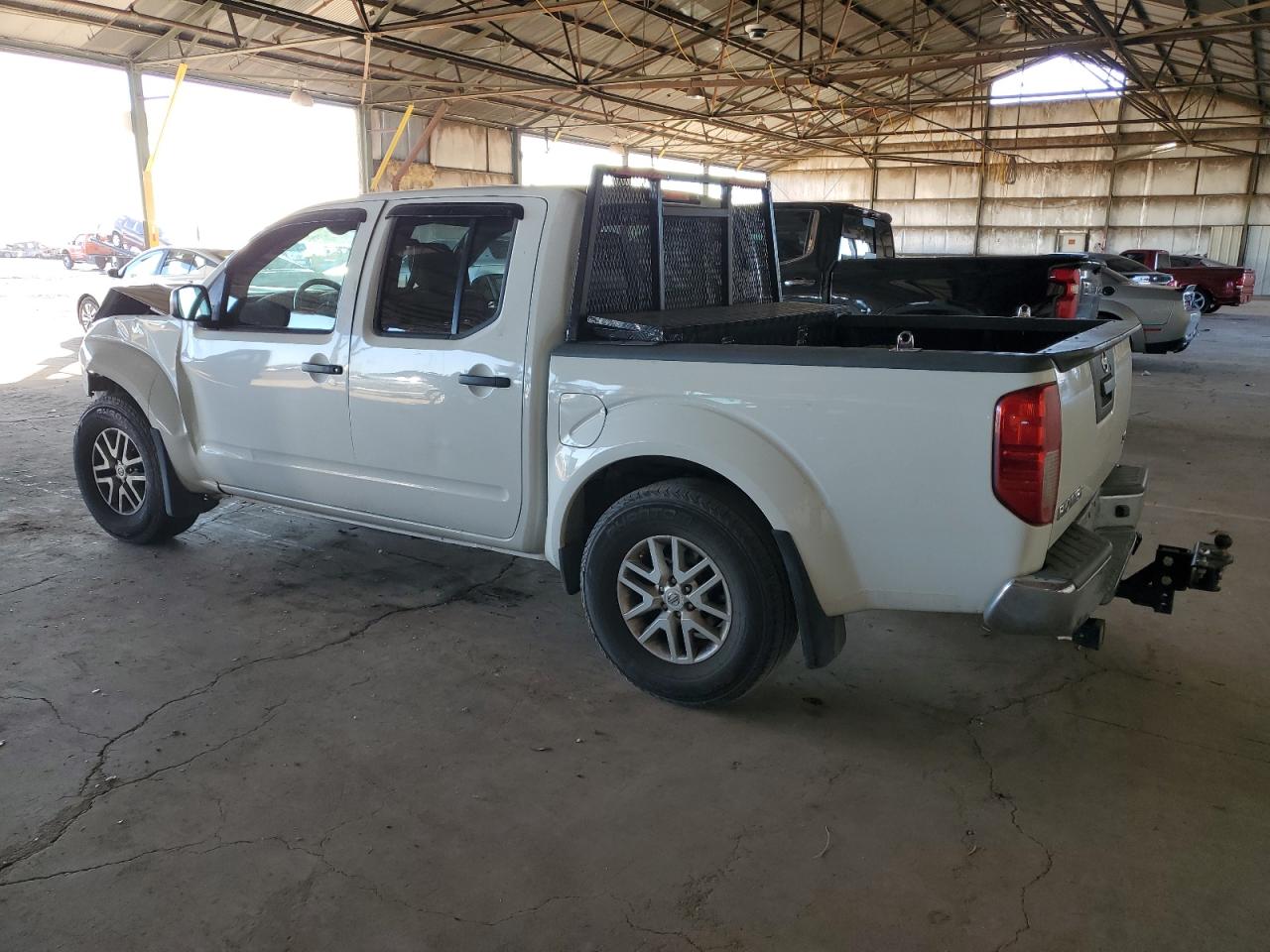 2018 Nissan Navara (Frontier) - Image 2