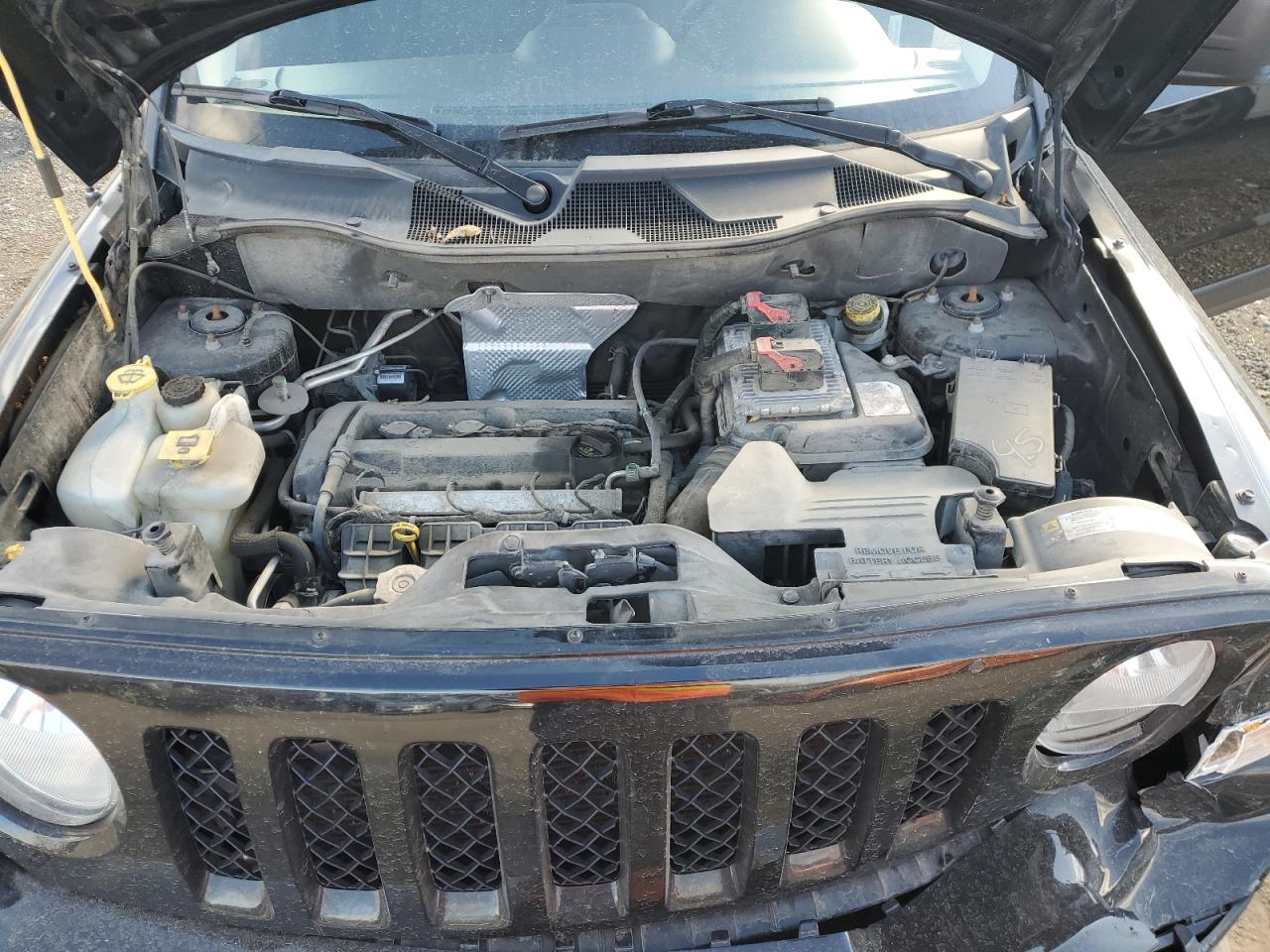 2012 Jeep Liberty (Patriot) - Image 11