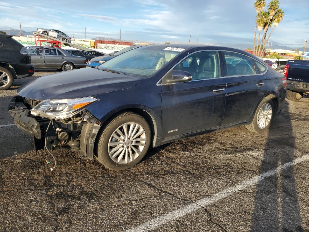 2013 TOYOTA AVALON