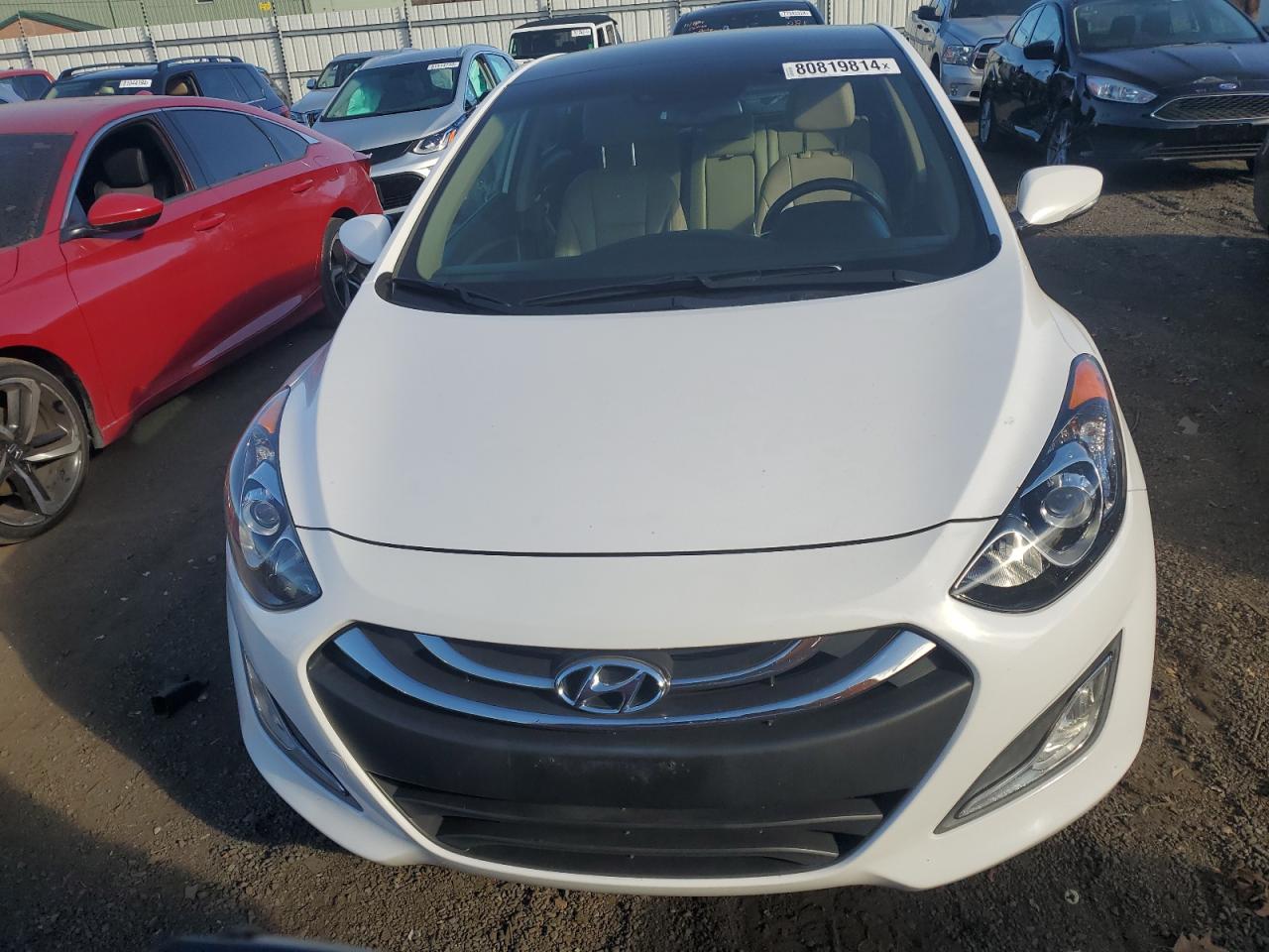 2013 Hyundai Elantra - Image 5