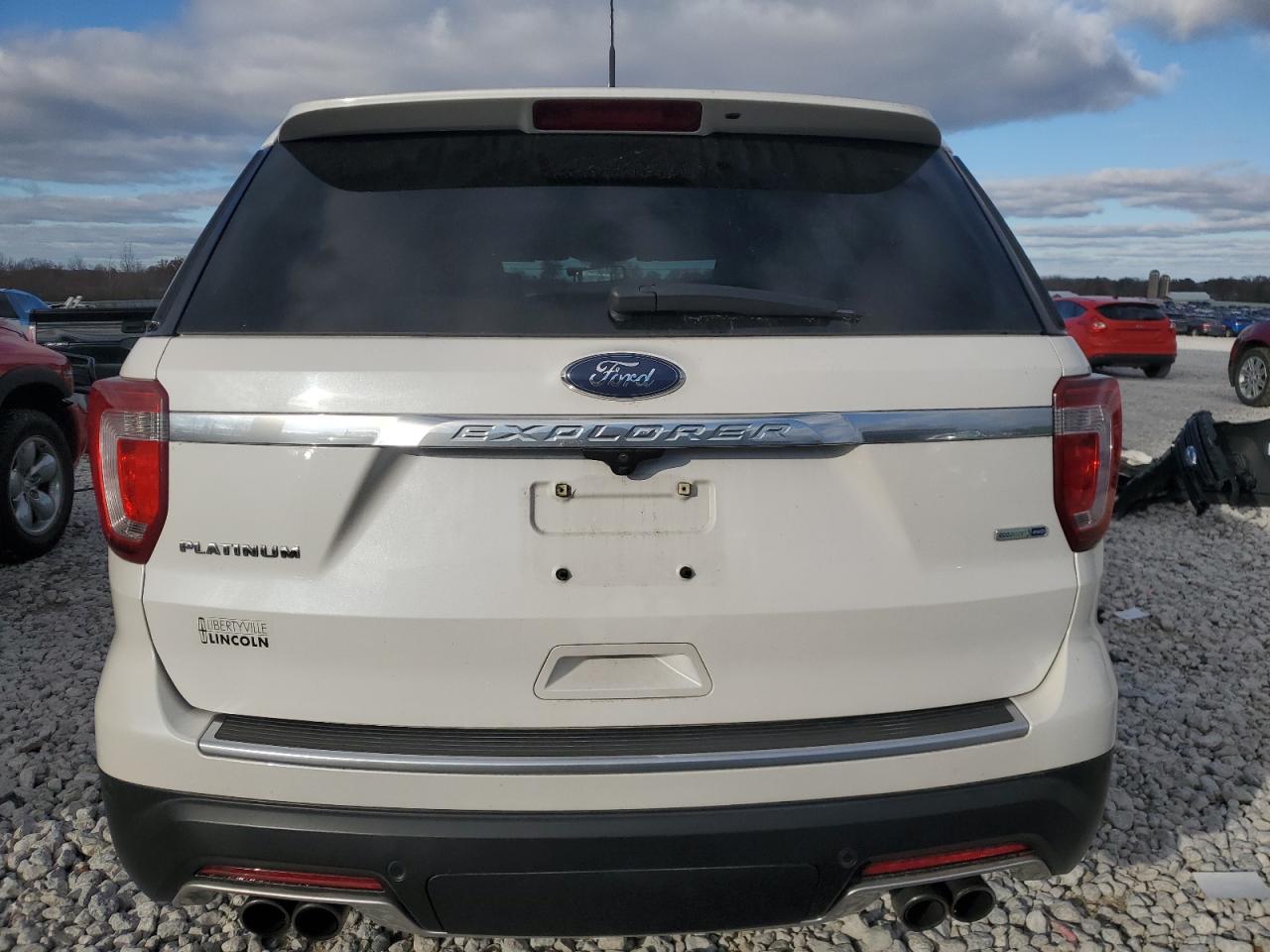 2018 Ford Explorer - Image 6
