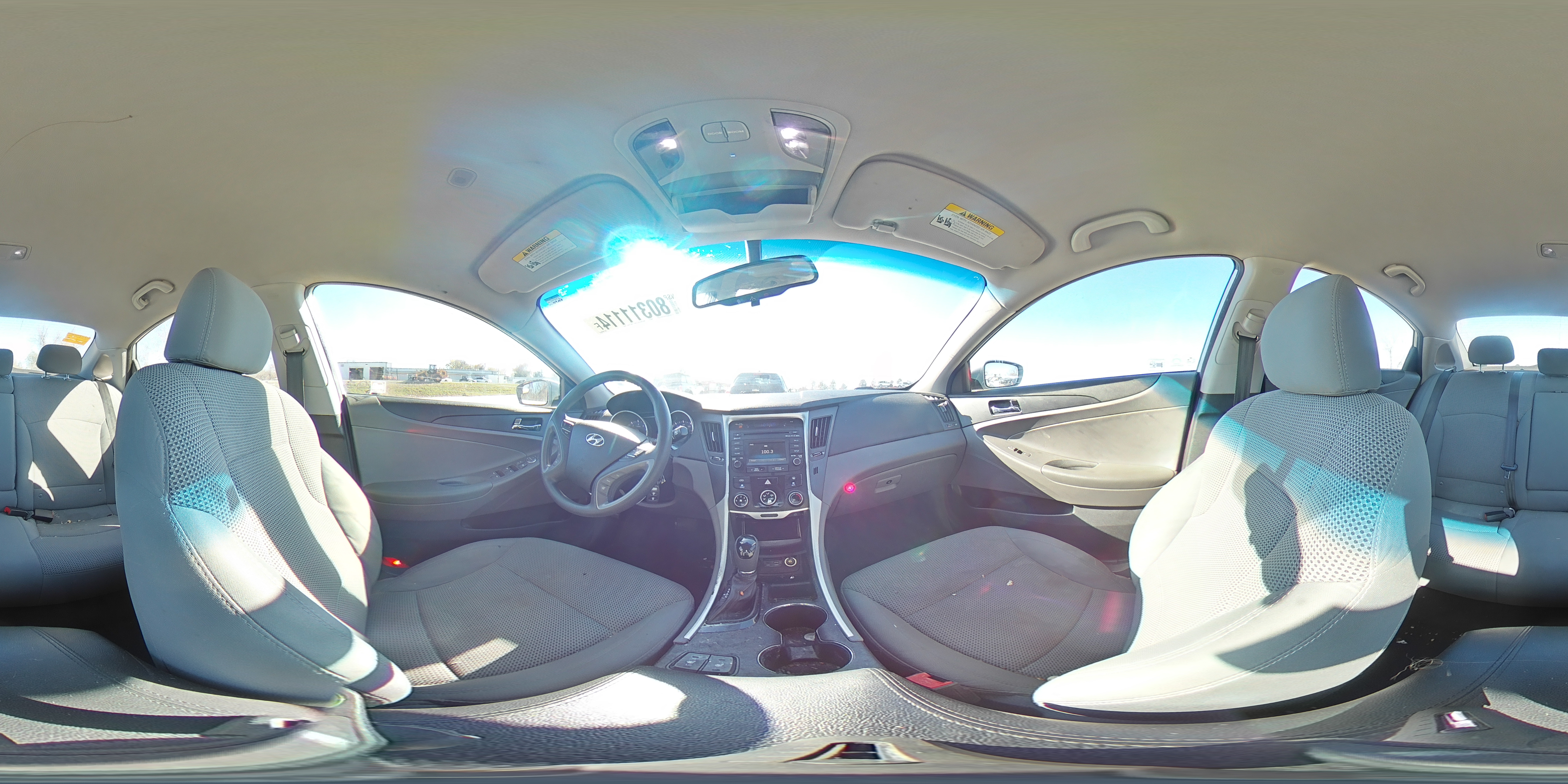 2014 Hyundai Sonata - Image 13