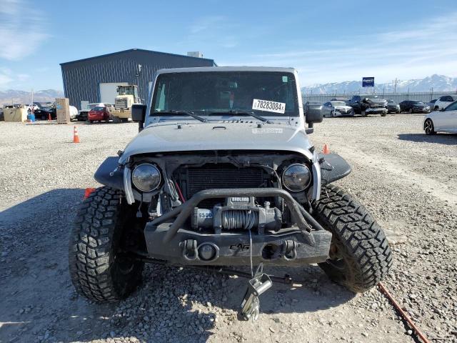  JEEP WRANGLER 2015 Сріблястий