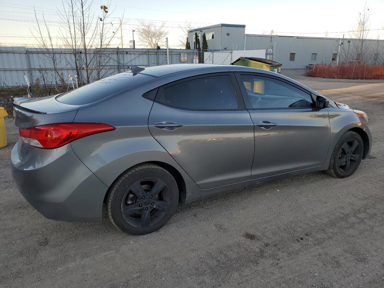 2012 Hyundai Elantra - Image 3