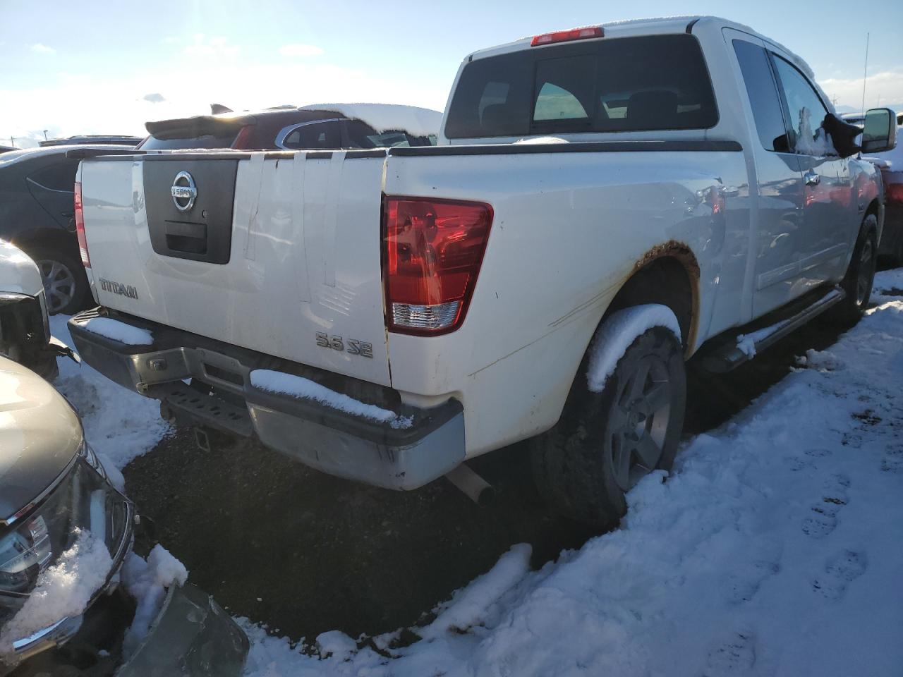 2004 Nissan Titan - Image 3