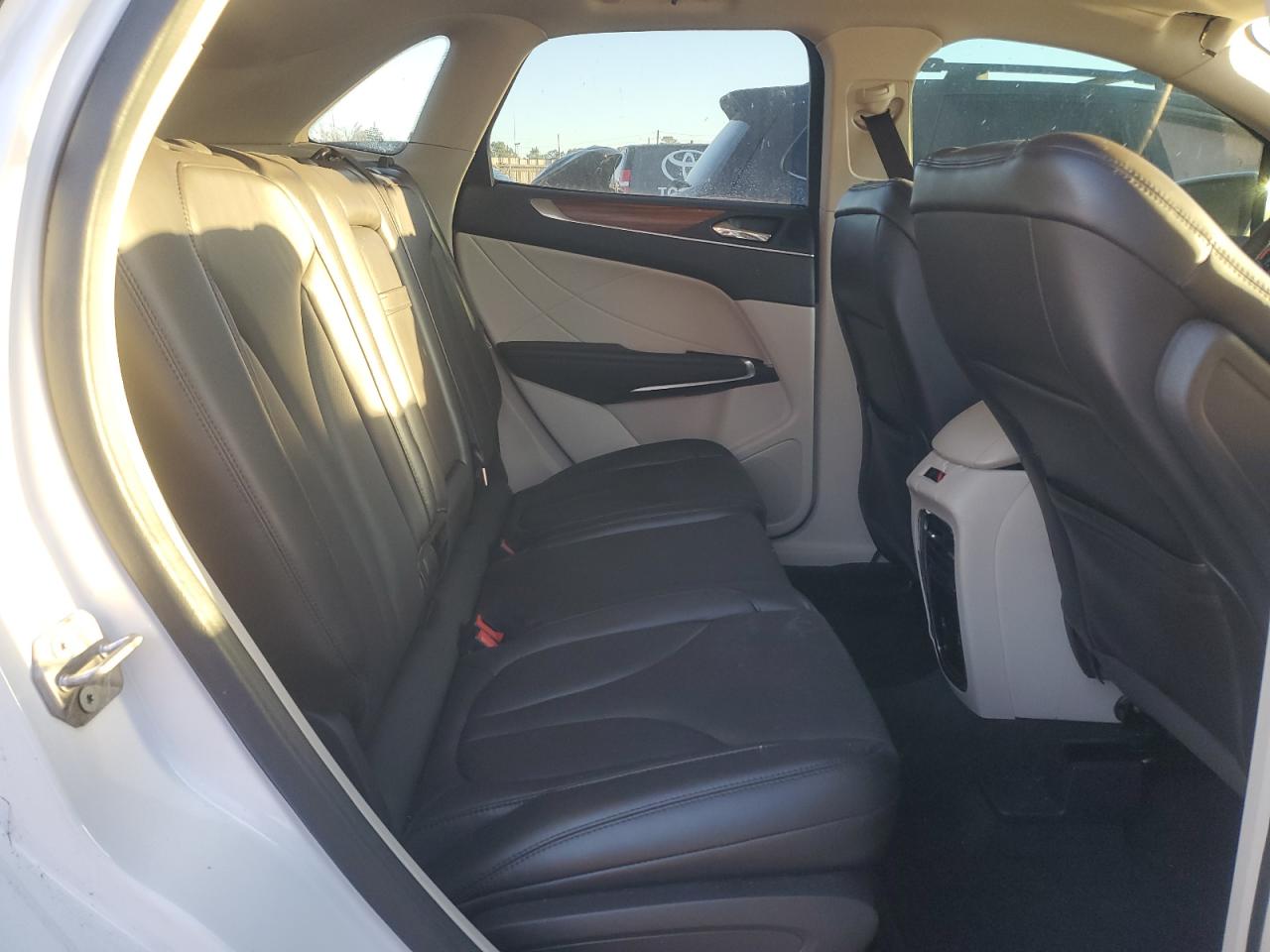 2019 Lincoln MKC - Image 11