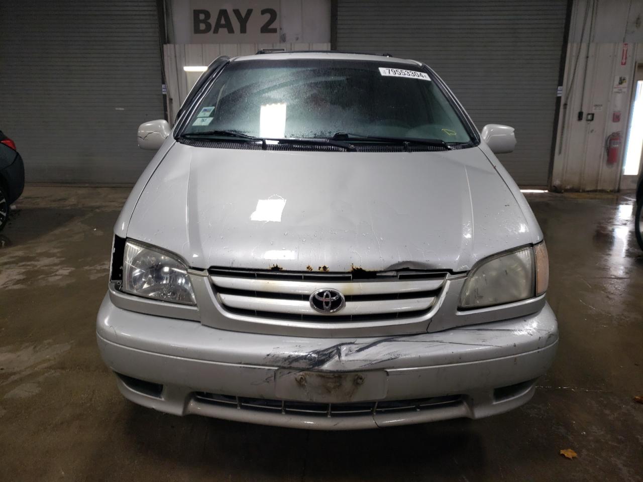 2003 Toyota Sienna - Image 5