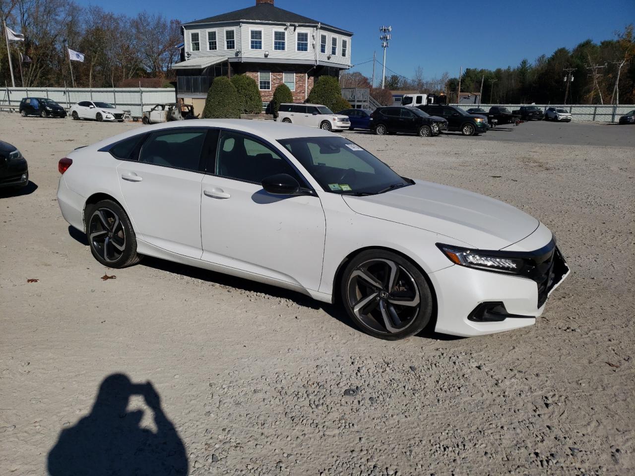 2021 Honda Accord - Image 4