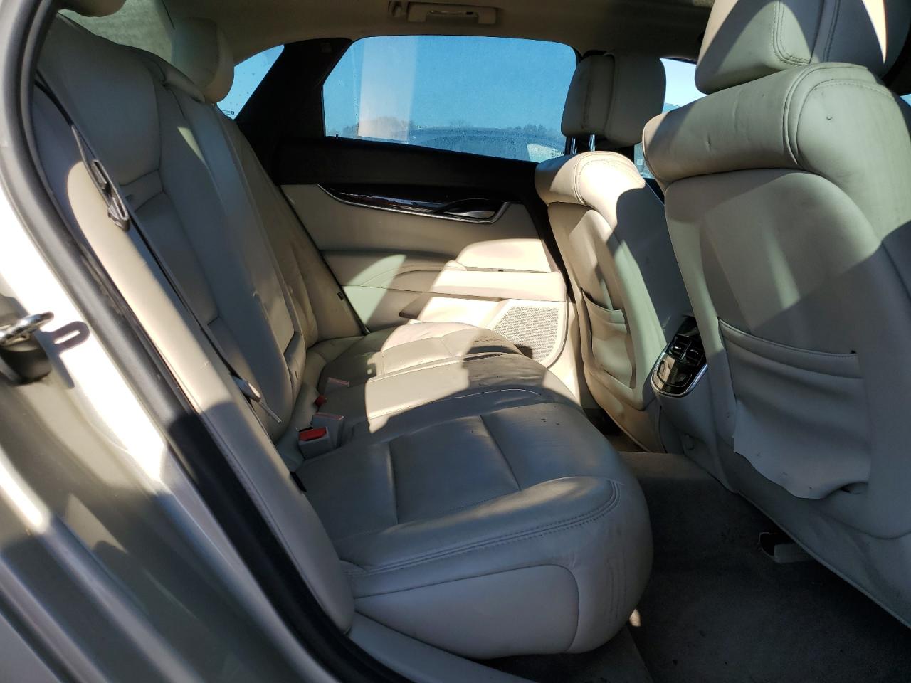 2014 Cadillac XTS - Image 11