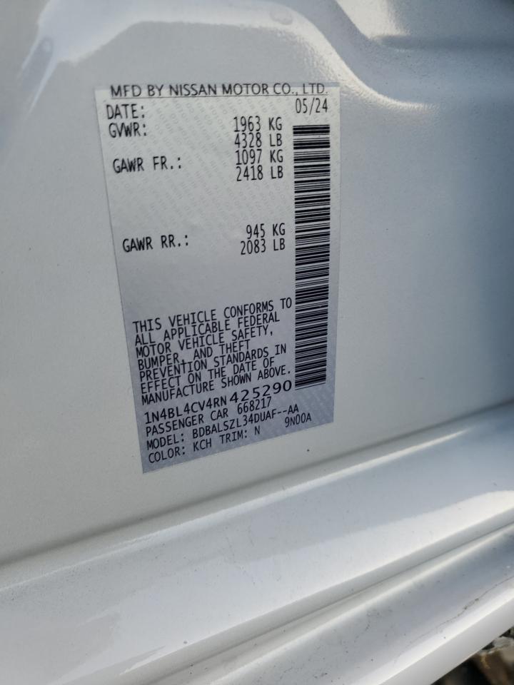 2024 Nissan Altima - Image 12