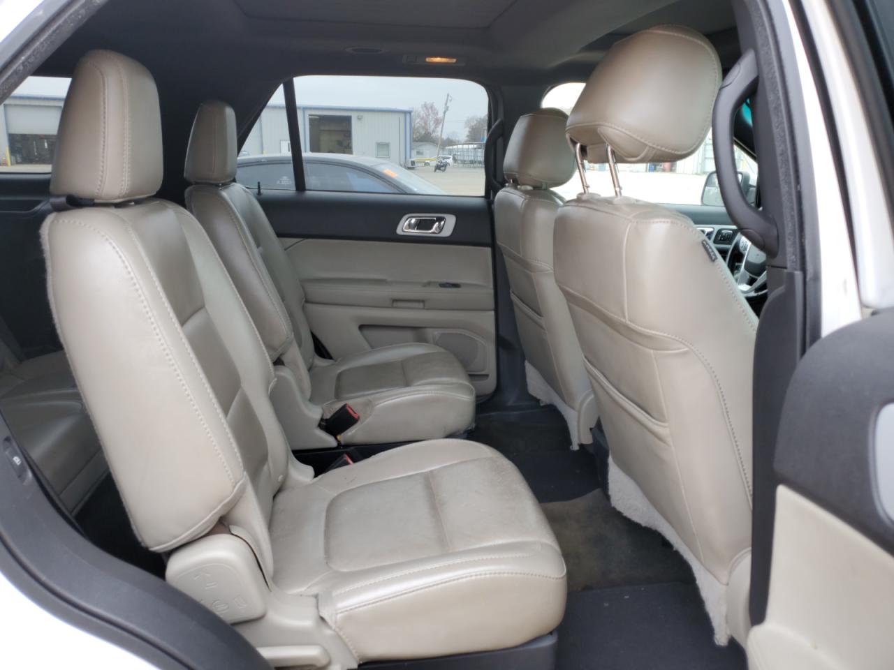 2014 Ford Explorer - Image 11