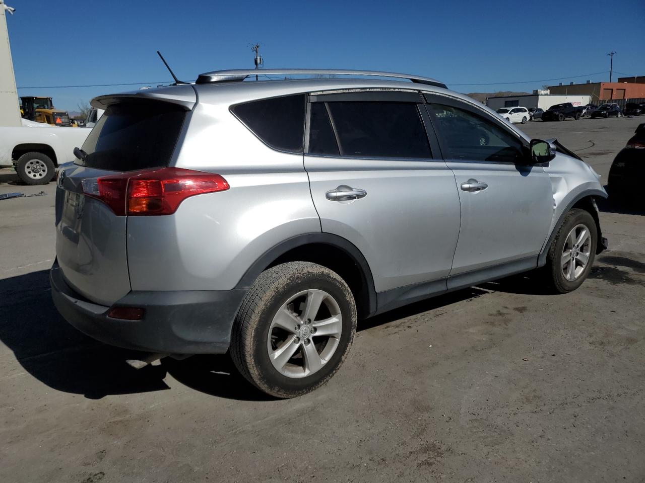 2014 Toyota RAV 4 - Image 3