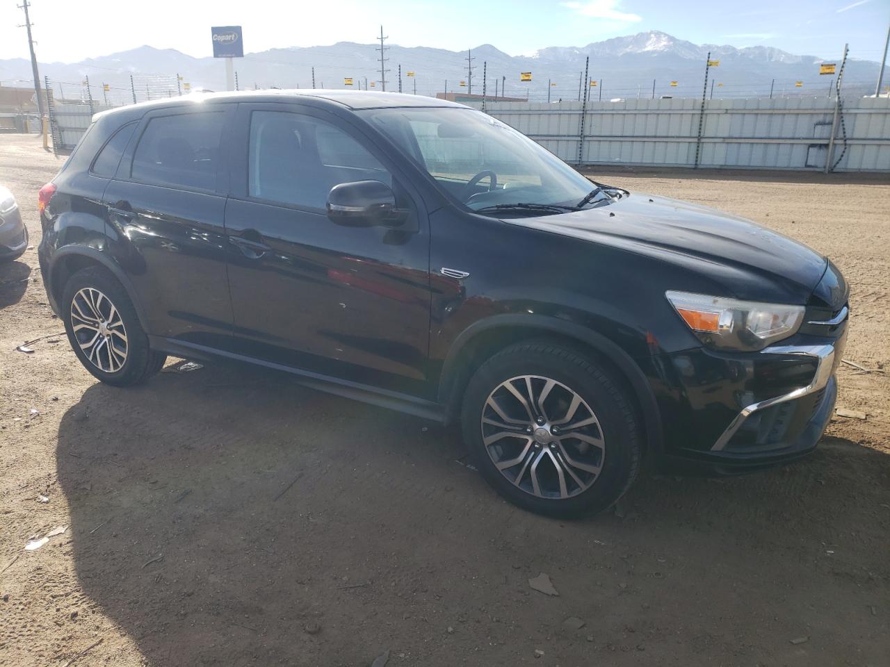 2019 Mitsubishi Outlander - Image 4