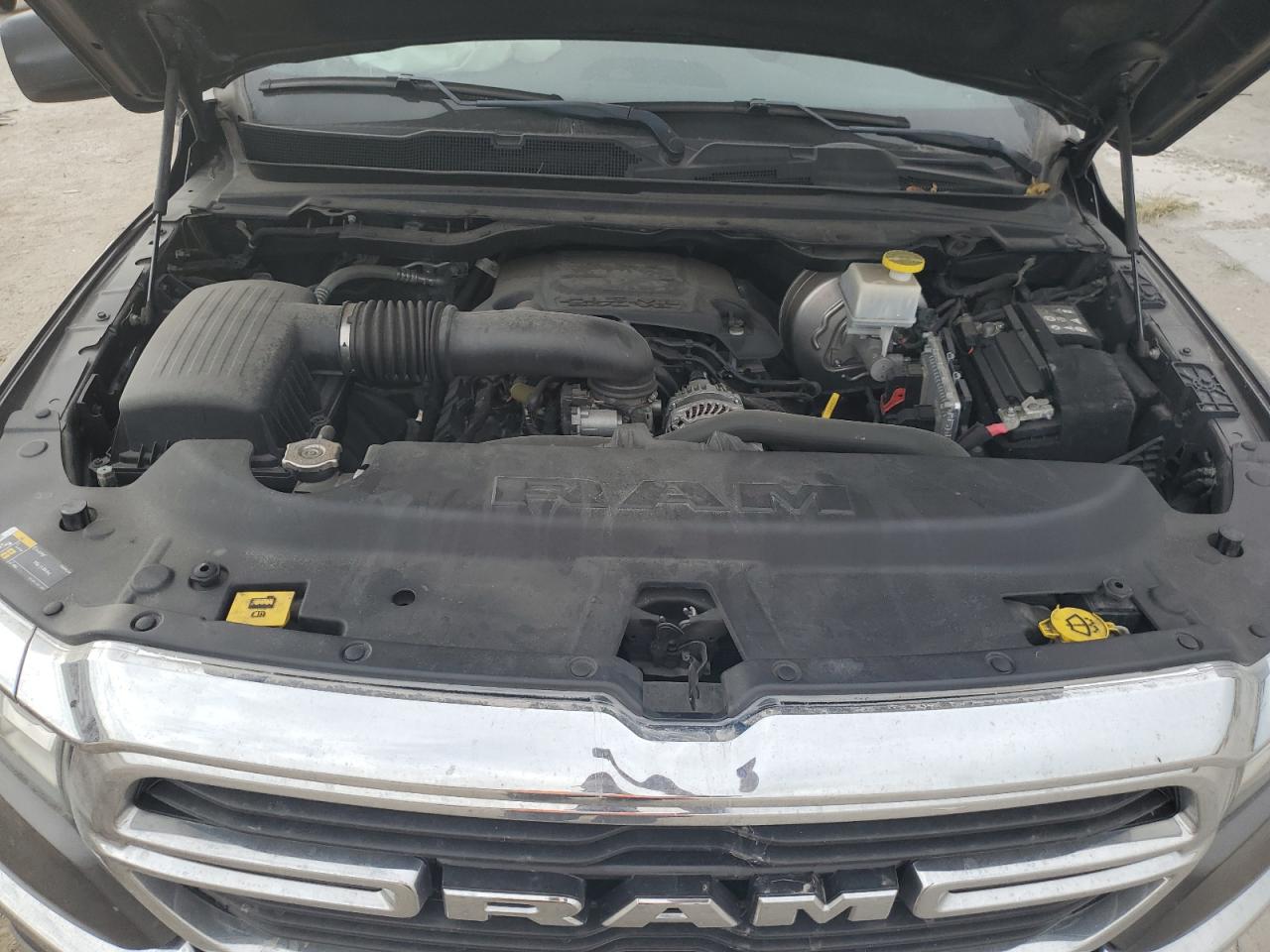 2021 RAM 1500 - Image 12