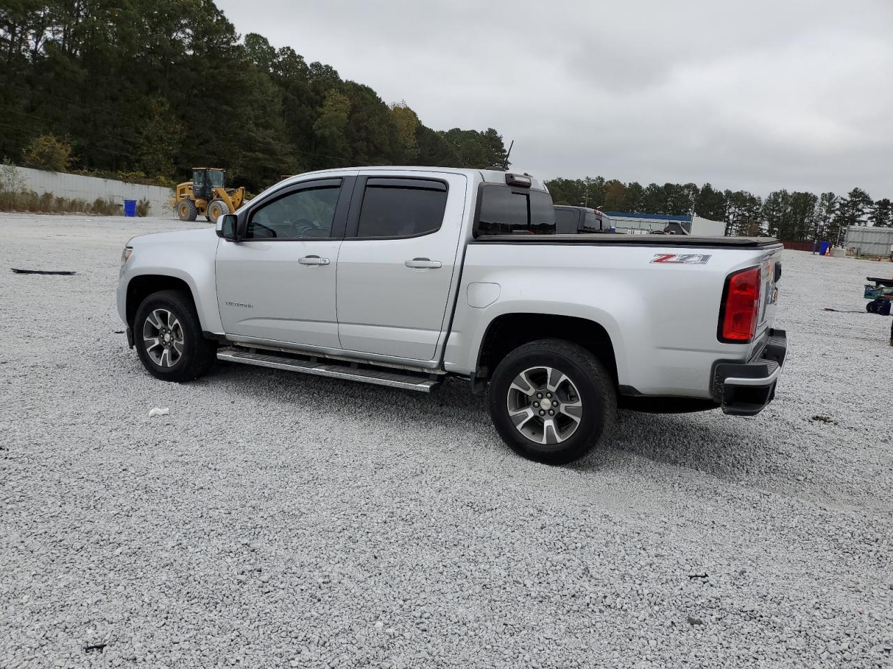 2016 Chevrolet Colorado - Image 2