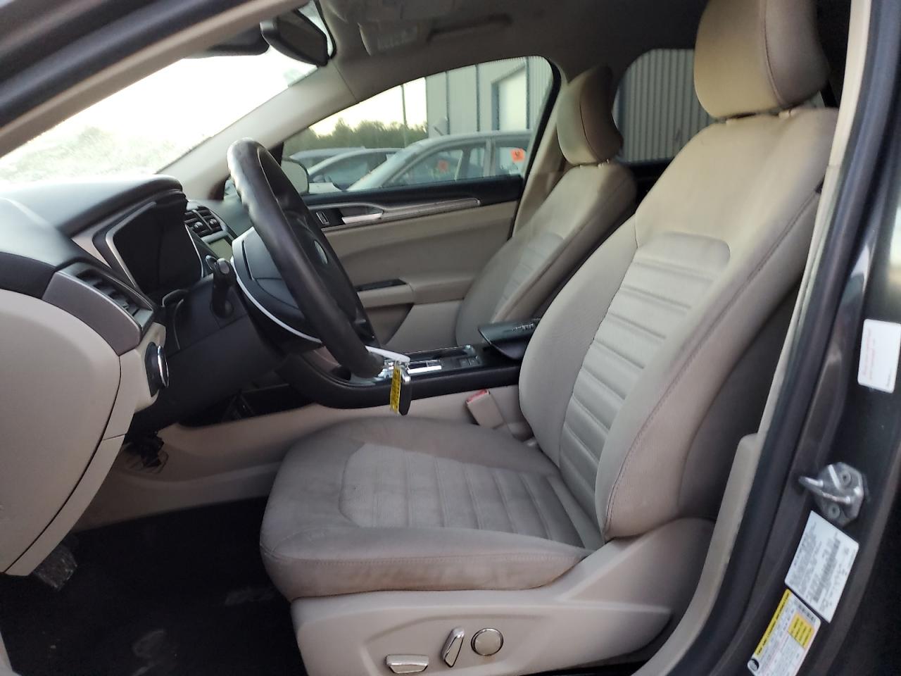 2019 Ford Fusion - Image 7