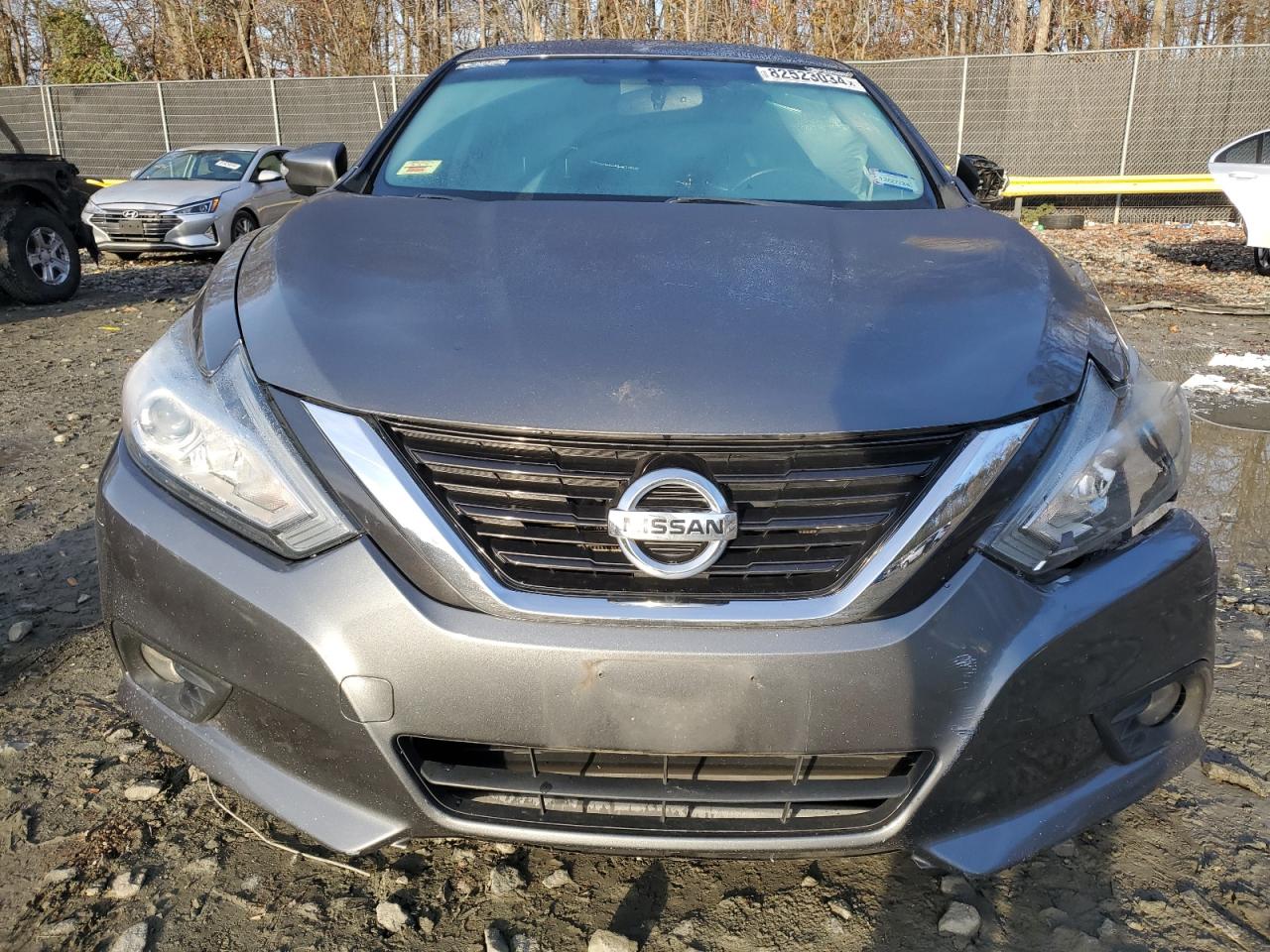 2018 Nissan Altima - Image 5