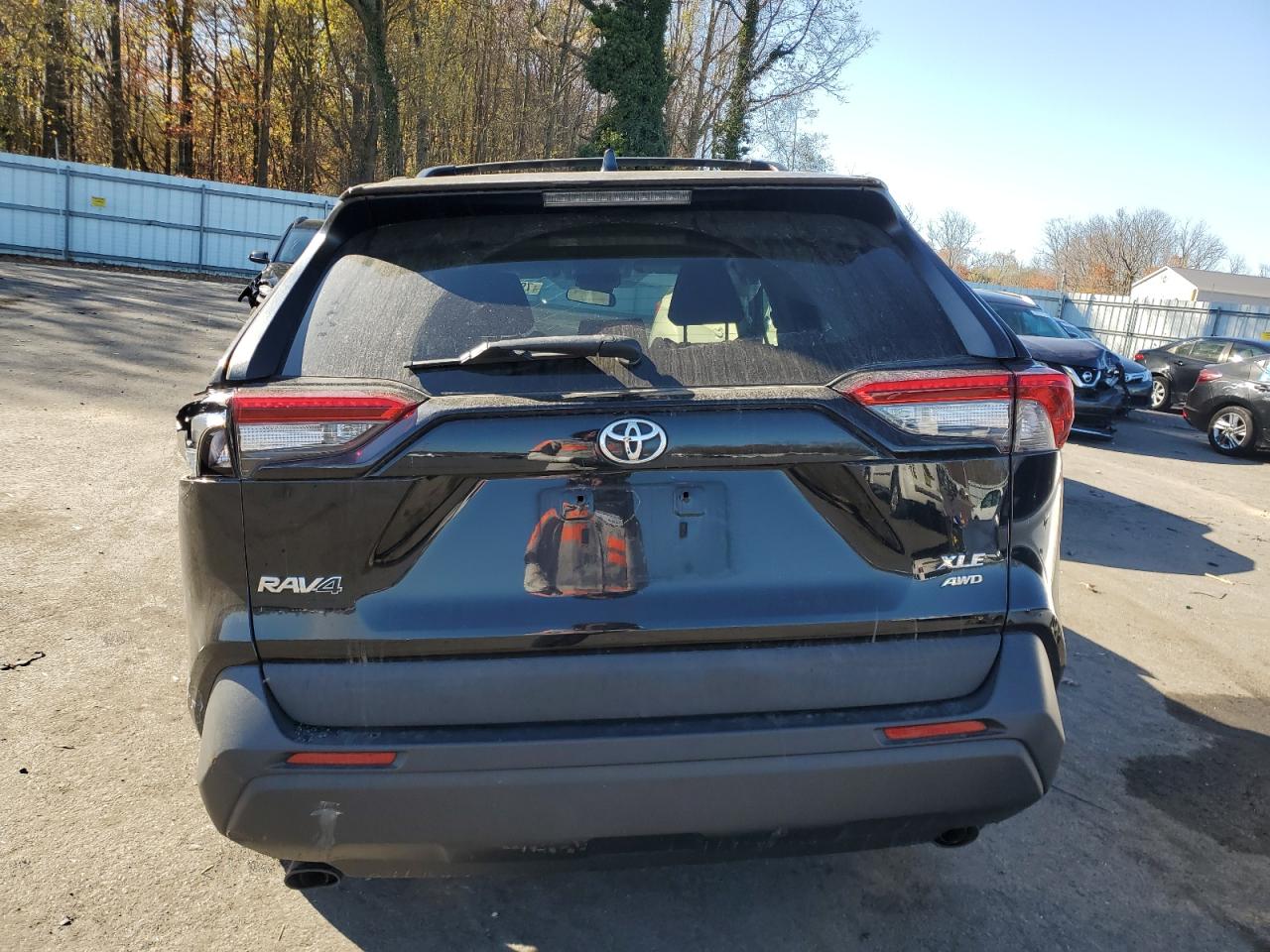 2021 Toyota Rav4 Xle VIN: 2T3P1RFV3MC175056 Lot: 79882244