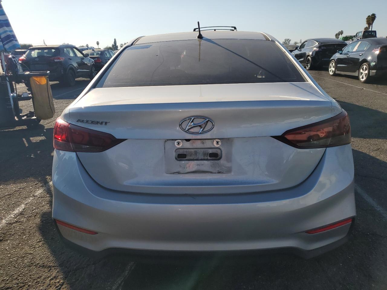 VIN 3KPC24A37JE017720 2018 HYUNDAI ACCENT no.6